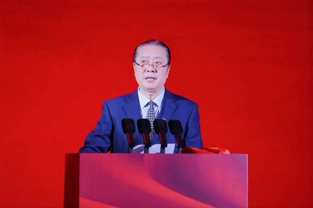 朱新村.jpg